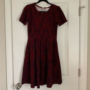 Lularoe crimson and black amelia dress size medium